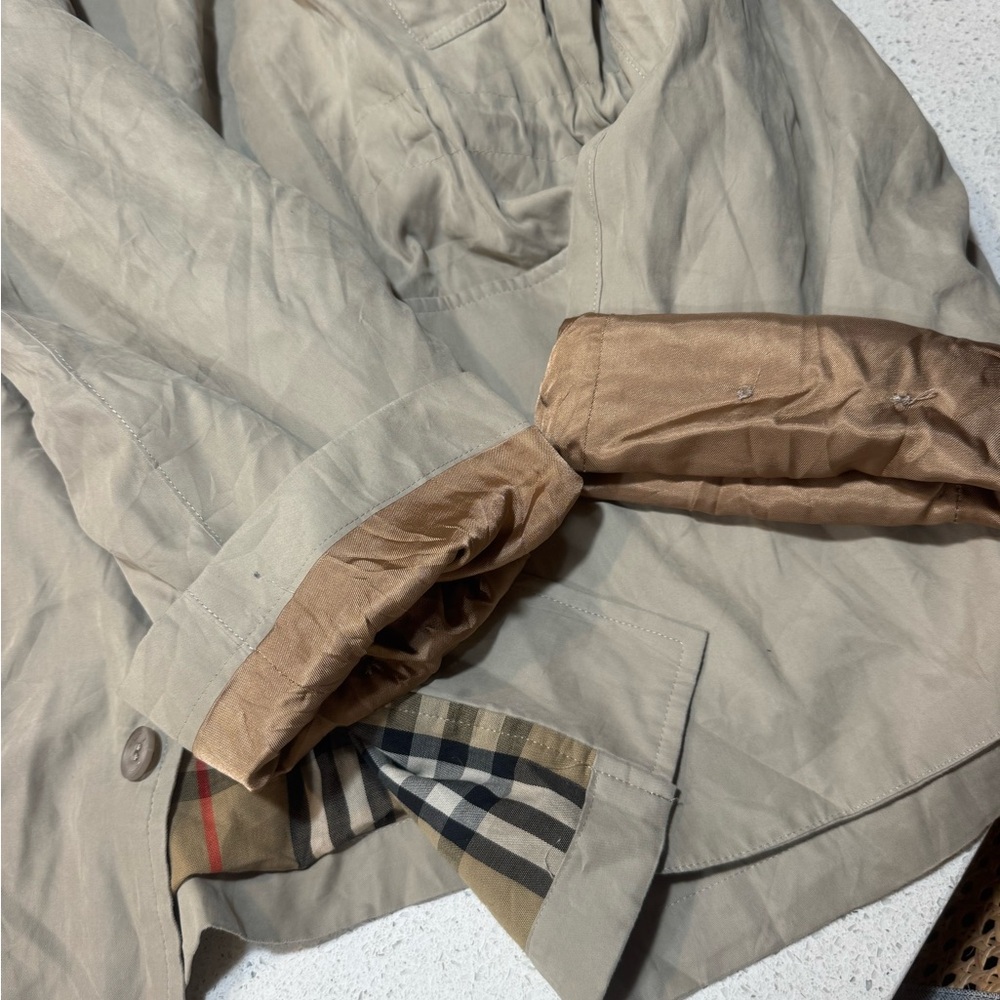Men’s Burberry Jacket Nova Check Lining Classic Beige w/ COA - Picture 17 of 17